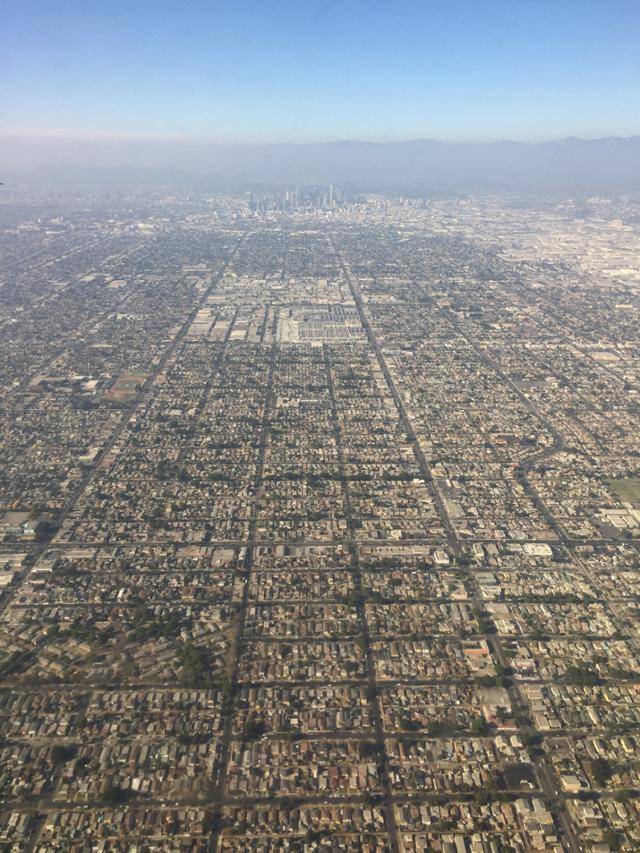 게임 '테트리스'를 떠올리게 하는 미국 캘리포니아주 로스앤젤레스(LA)의 도시 구획. 이동학 작가