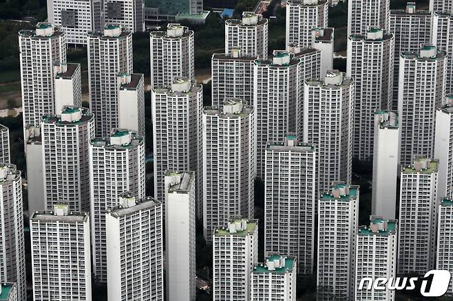 자료사진. 서울 지역 아파트 단지 모습.© News1 구윤성 기자