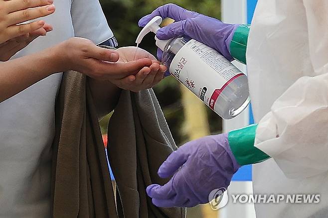수도권 음식점-제과점 밤 9시까지만 정상영업…이후 포장-배달만 [연합뉴스 자료사진]