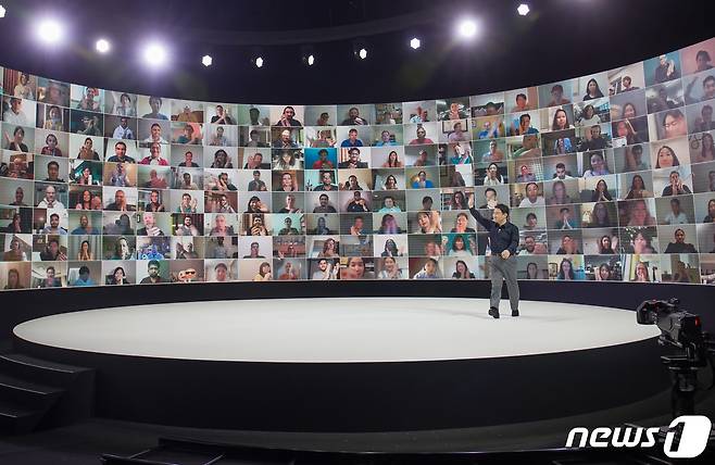 5일(한국시간) 삼성전자가 사상 처음으로 온라인을 통해 진행한 '갤럭시 언팩 2020' 행사 (삼성전자 제공) 2020.8.6/뉴스1