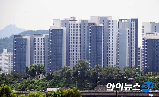 서울 시내 아파트 전경. [사진=정소희 기자]