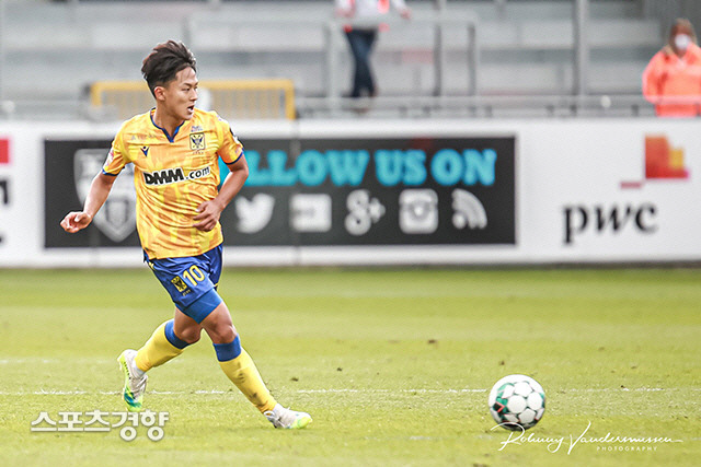 이승우. 신트트라위던 트위터