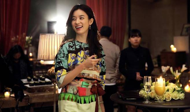 네이버 영화 〈뷰티 인사이드〉 스틸컷