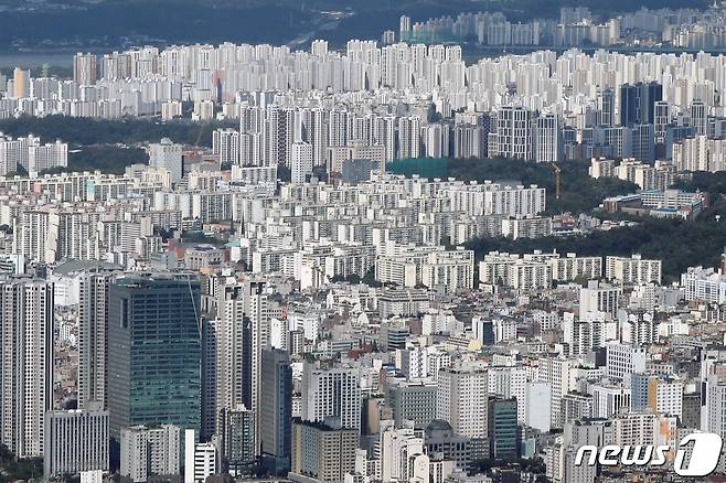 서울 시내 아파트 단지 모습. © News1 민경석 기자