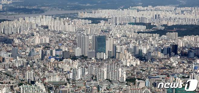 서울 강남권 아파트 단지 전경. /사진제공=뉴스1