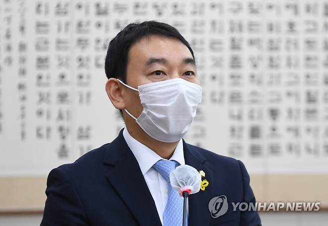 법안 제안설명하는 김용민 의원 [연합뉴스 자료사진]