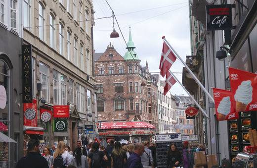 덴마크는 국민 모두를 위한 사회주택 제도를 시행 중에 있다. 덴마크 코펜하겐 도심의 모습.