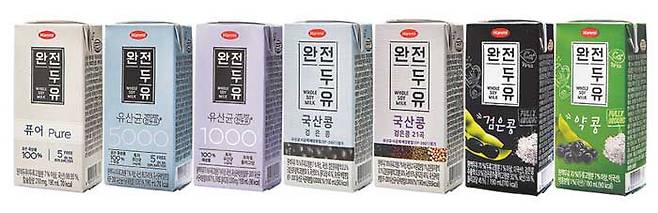 완전두유에는 설탕과 향료, 증점제, 안정제, 유화제 등이 들어 있지 않다. 또한 철저한 멸균 처리로 유통과 보관이 쉬워 언제 어디서든 간편하게 섭취할 수 있다. /한미헬스케어 제공