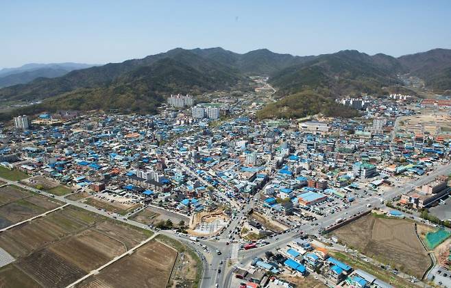 구미시 선산읍 이문리와 노상리, 완전리는 조선시대 옛 영봉리(迎鳳里)로 이곳에서는 과거급제자만 15명이 배출돼 `장원방`으로 불렸다. 사진은 선산읍 전경 [사진 출처 = 구미시]