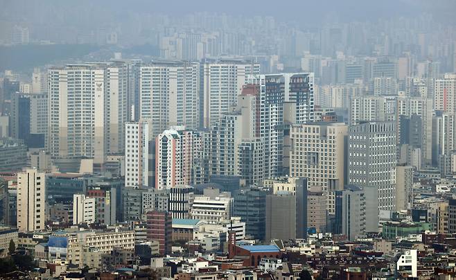 서울 시내 아파트 모습. [연합]
