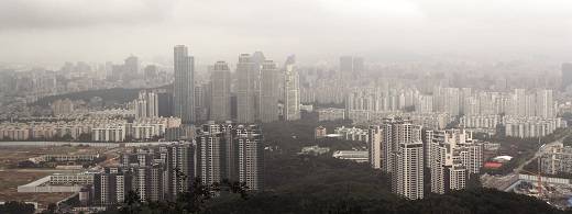 올 1∼8월 법원경매에서 입찰보증금 몰수금액은 총 355억3129만원으로 집계됐다. 입찰보증금 몰수건수는 2173건이다. /사진=뉴스1