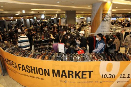 코리아패션마켓 시즌2 행사장 모습.