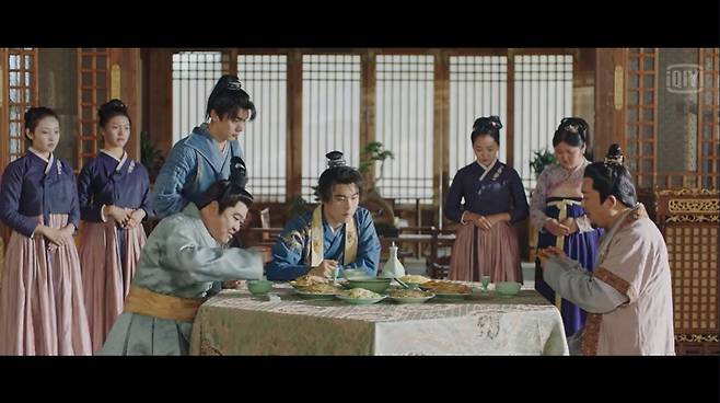 '한복 입은 중국 시녀?' 중국 OTT 아이치이(iQIYI)에서 제작한 드라마 '소주차만행'의 한 장면 [아이치이 홈페이지 캡처]