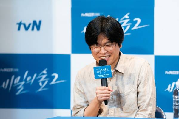 `비밀의 숲` 시즌3는 볼 수 있을까? 박현석PD는 "아직 모른다"며 "제작된다면 `비숲` 팬들 덕분일 것"이라고 말했다. 제공|tvN