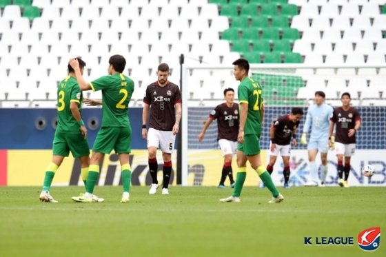 FC 서울이 ACL 조별 예선 2차전에서 베이징 궈안에 석패했다. 한국프로축구연맹 제공