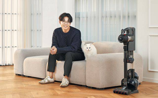 LG 코드제로 A9S 펫 ThinQ는 펫팸족을 위한 맞춤형 무선청소기로, 반려동물을 키우는 가정에 필요한 다양한 기능을 갖췄다. / 사진 : 백상봉 작가