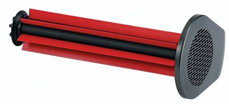 '펫 브러시' 고무 재질로 만들어져 청소 도중 반려동물의 털이 엉키는 것을 최소화한다. / LG전자 제공