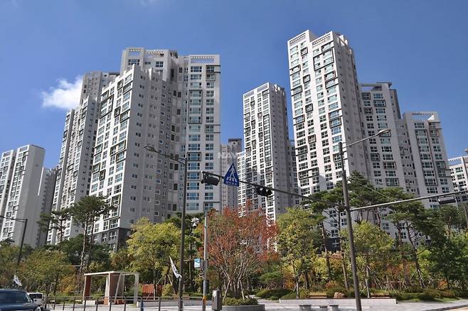 서울 강남구 대치동 래미안대치팰리스 단지 전경. /사진=김희정 기자