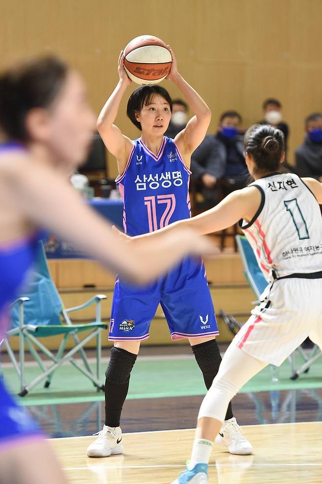 삼성생명 김보미(17번). [WKBL 제공. 재판매 및 DB 금지]