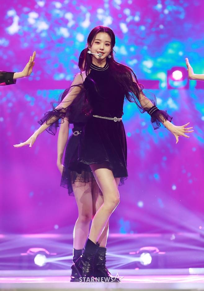 아이즈원 장원영 '센터포스'[★포토]