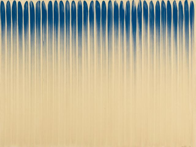 이우환, '선으로부터', 1974, 캔버스에 석채, 194×259cm. 국립현대미술관 소장.