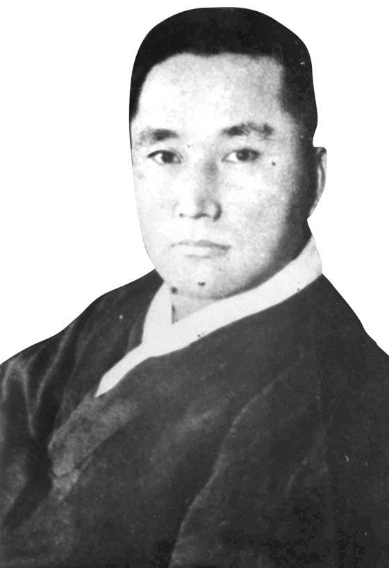 한국의 첫 근대 장편소설로 꼽히는 『무정 』의 작가 이광수. [중앙포토]