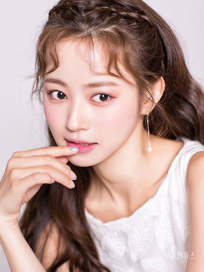 사진 : 보이드 바이 박철, 2021 TRENDY WEDDING HAIR & MAKE UP SHOP