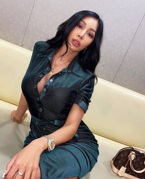 가수 제시가 인스타그램에 자신의 근황 사진을 공개했다. /제시 SNS