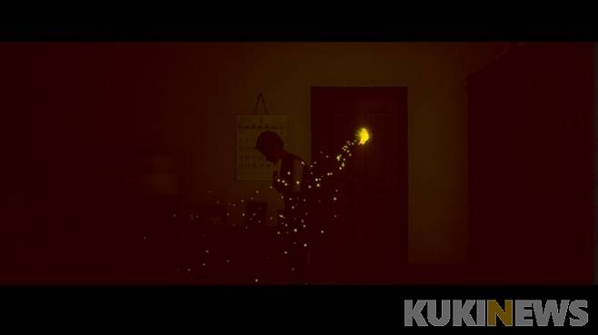 ▲게임 '웬즈데이'에서는 플레이어가 '순이 할머니'가 되어 1992년과 1945년을 오가면서 사트킨섬(암바라와 수용소가 모티프)의 동료들을 구해야 한다.