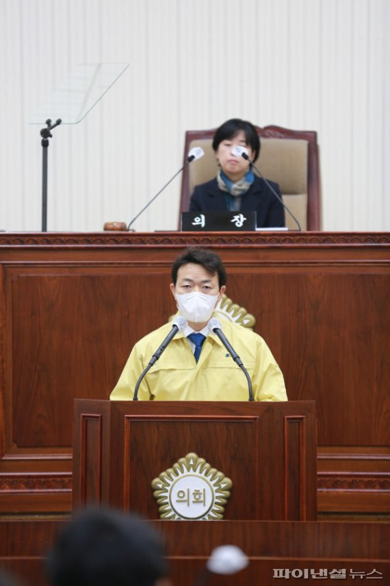 김종천 과천시장 11일 시정연설. 사진제공=과천시