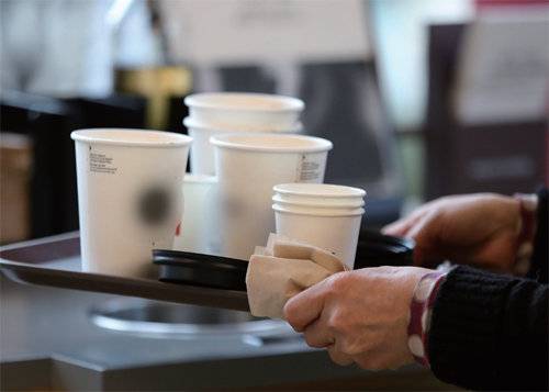 종이든 플라스틱이든 일회용 컵은 재활용이 어렵다. [GettyImage]