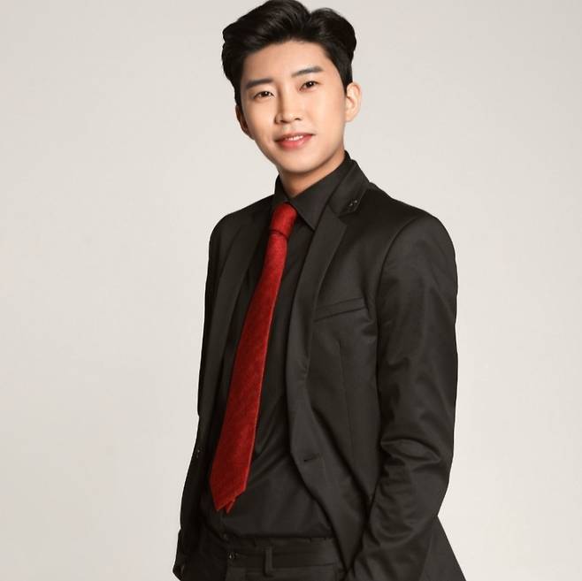 Trot singer Lim Yeong-woong (Mulgogi Music)