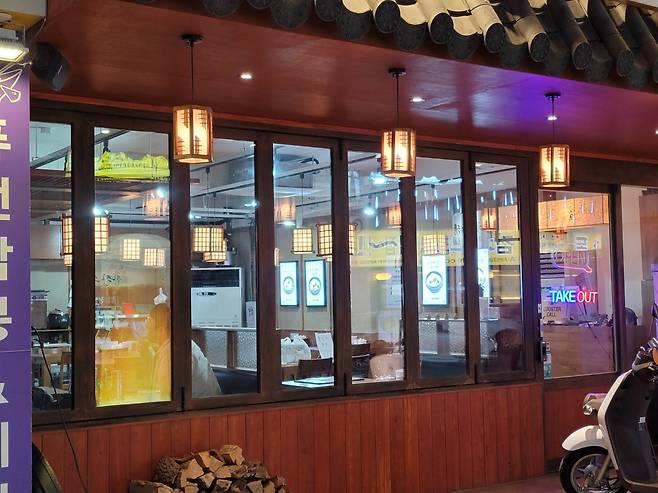 크리스마스 이브에도 손님이 없는 식당./사진=이창섭 기자