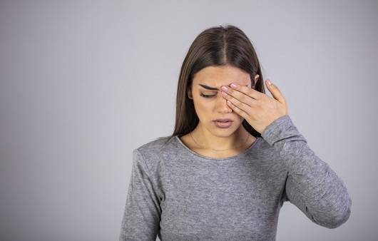 눈 주변 간지러움증