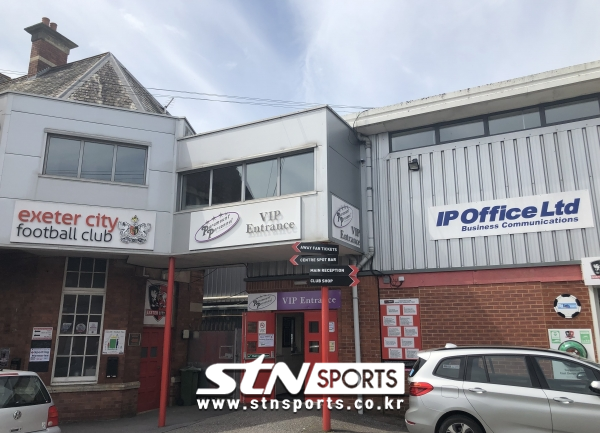 제32경기가 열릴 엑서터의 홈 세인트 제임스 파크