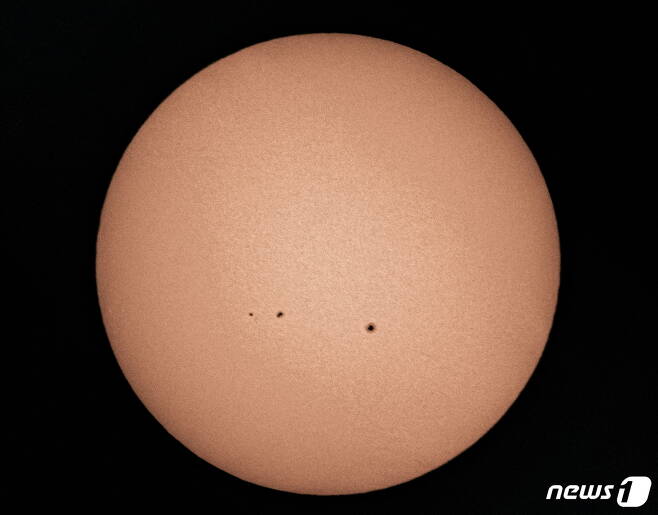 밀양아리랑천문대 망원경으로 본 태양. (밀양시 제공)© 뉴스1