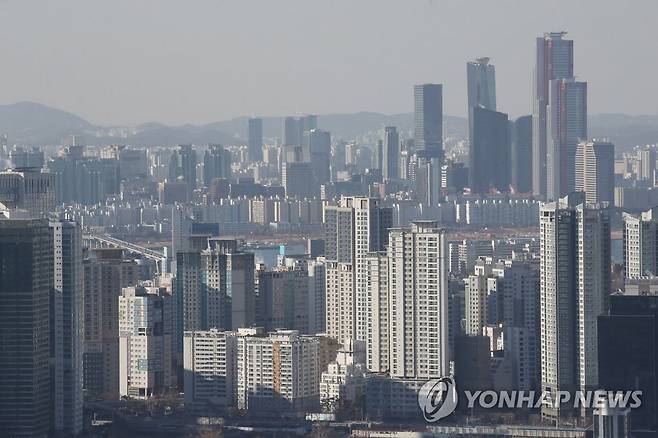 서울 아파트값 주간 상승률 7·10 대책 직후 수준으로 올라 [연합뉴스 자료사진]