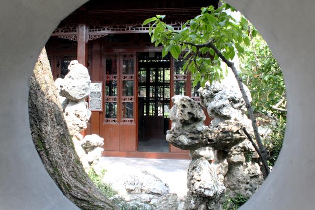 중국 4대 정원으로 유명한 양저우의 개원의 원동문. ⓒ최종명