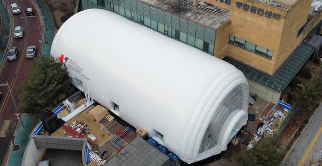 한국원자력의학원에 설치된 MCM 외경.(사진=한국원자력의학원)