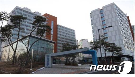 경기 고양시 원흥역 인근에 있는 대학생 연합기숙사.(한국장학재단 제공)/뉴스1