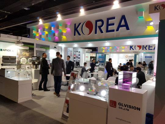 사진= 2018년 프랑크푸르트 L+B전시회 한국관