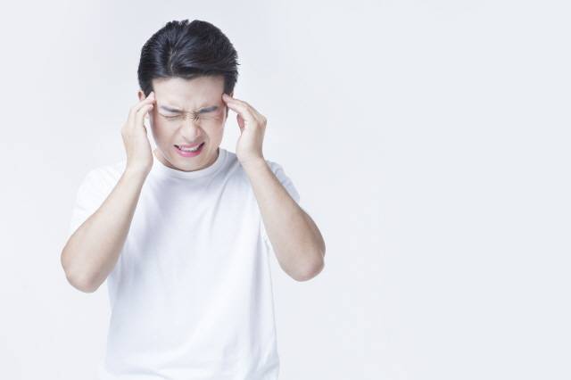 명상이 편두통의 통증 강도를 낮춘다는 연구 결과가 나왔다./사진=클립아트코리아
