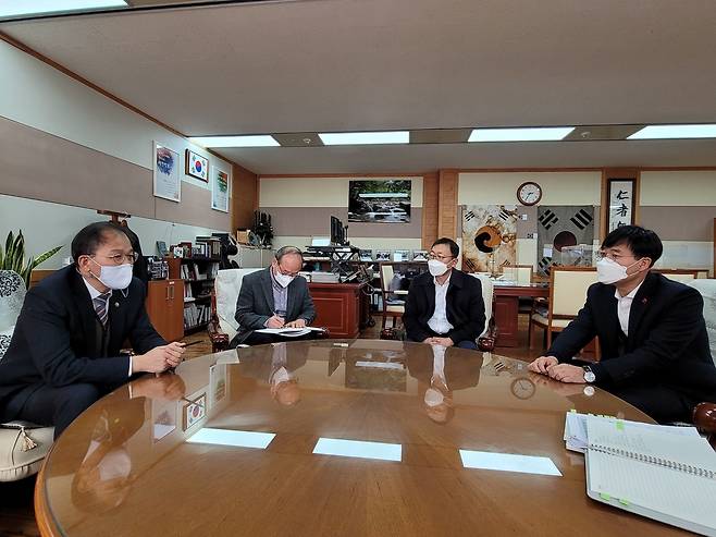 산림청장-거제시장, 한·아세안 국가정원 조성 관련 논의 [거제시 제공. 재판매 및 DB 금지]