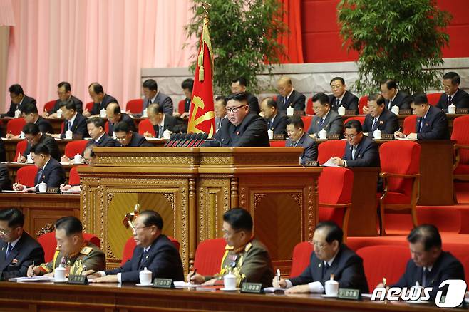 (평양 노동신문=뉴스1) = 김정은 북한 국무위원장. [국내에서만 사용가능. 재배포 금지. DB 금지. For Use Only in the Republic of Korea. Redistribution Prohibited] rodongphoto@news1.kr