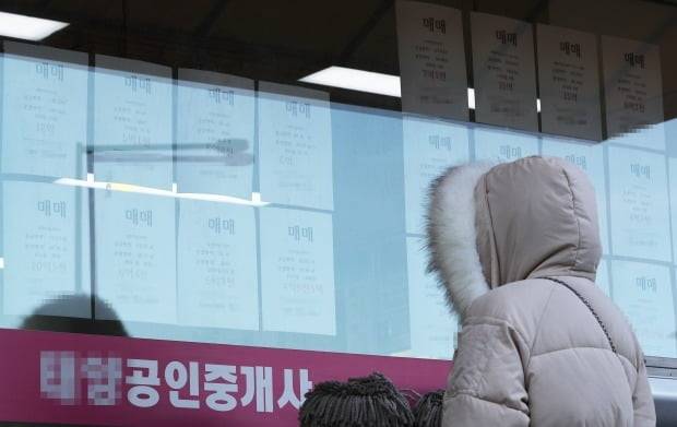 세종시의 공인중개사. 전세매물은 없는데다 전셋값은 반 년만에 두 배가량 뛴 상태다. / 사진=연합뉴스