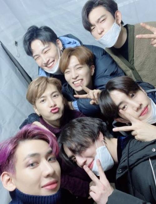 갓세븐 마크가 전원 이적설에 대해 입을 열었다. 사진=마크 트위터