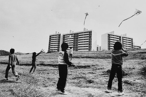 고 김기찬(1938~2005) 사진작가가 남긴 서울의 기록사진. 〈송파구 오금동, 1984년 10월 28일〉이라 돼 있다. [사진 서울역사박물관]