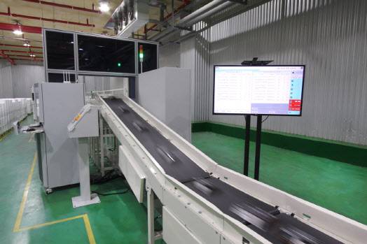 아워홈 온라인몰 전용 자동화라인(사진=아워홈)