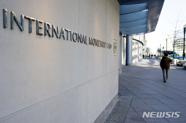 【워싱턴=AP/뉴시스】 미국 워싱턴 국제통화기금(IMF) 본부. 2019.10.17