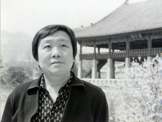 소설가 김용운이 장편소설 ‘태양의 저쪽’으로 제1회 학촌 이범선문학상 수상작했다고 한국소설가협회는 13일 밝혔다.(사진=한국소설가협회)